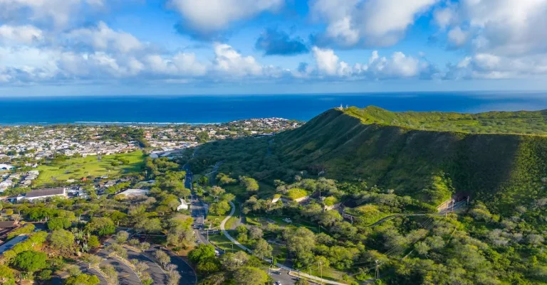 Is Hawaii Floating? A Detailed Look At The Geology Of The Hawaiian Islands
