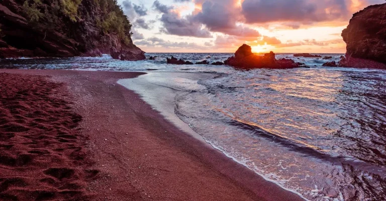 Is Red Sand Beach In Maui Dangerous? A Detailed Guide