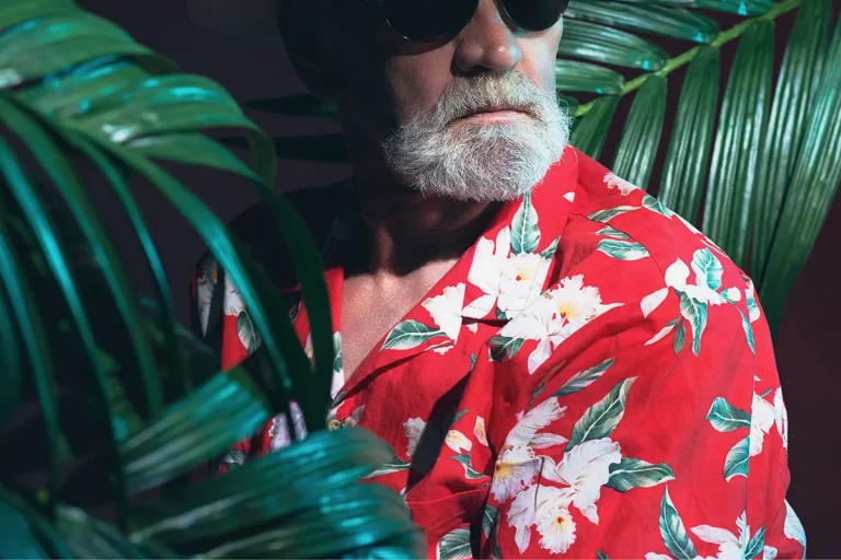 How To Wear Hawaiian Shirts For Men – A Complete Guide