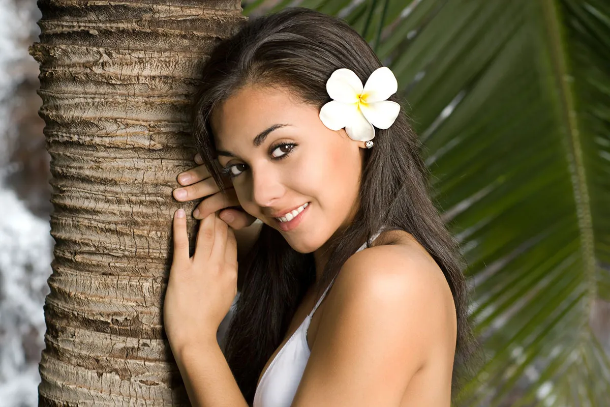 Hot hawaiian woman