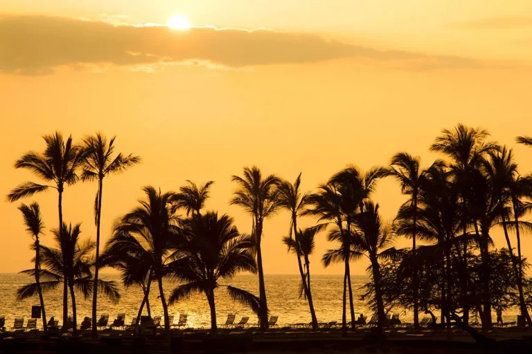 Living In Kona, Hawaii: A Local’S Guide