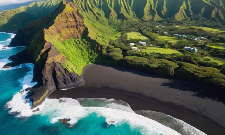 Where Is The Black Sand Beach In Hawaii?