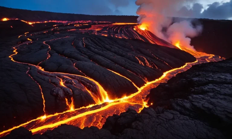 Where To See Lava Flowing In Hawaii