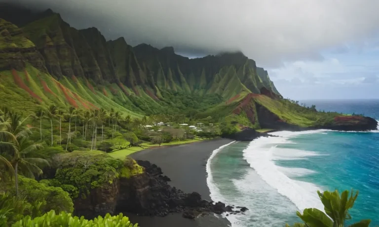 Which Hawaiian Coastline Receives The Most Annual Rainfall